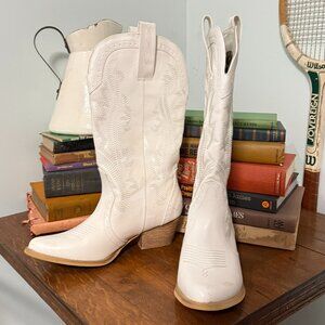 Mid-Calf White Embroidered Cowboy Western Heeled Boots